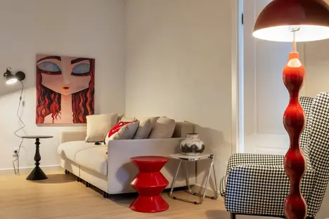 2-комнатная квартира в Калининграде, ул. Ермака, 8