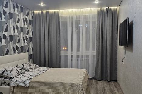 2-комнатная квартира в Оренбурге, ул. Чкалова, 16/1