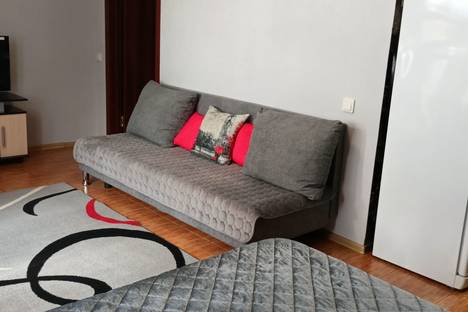 1-комнатная квартира в Россоши, ул. 50 лет СССР, 18