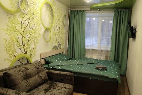 Двухкомнатная квартира в аренду посуточно в Нижнем Тагиле по адресу Красногвардейская ул., 10