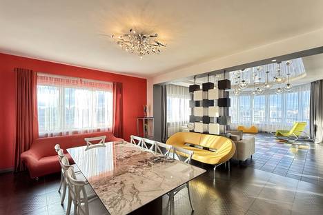 5-комнатная квартира в Минске, Минск, Белорусская ул., 15