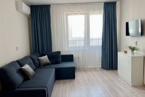 2-комнатная квартира в Новороссийске, ул. Мурата Ахеджака, 17