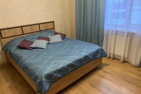 2-комнатная квартира в Новокузнецке, ул. Орджоникидзе, 33