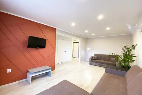 2-комнатная квартира в Бийске, ул. Ильи Мухачёва, 133/2