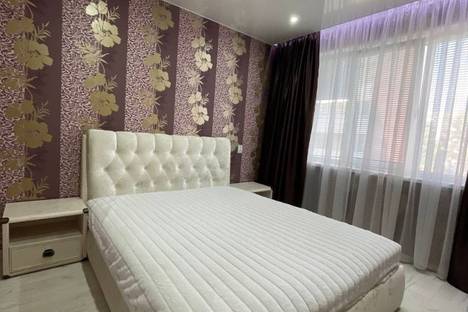 Двухкомнатная квартира в аренду посуточно в Новополоцке по адресу Молодёжная ул., 136