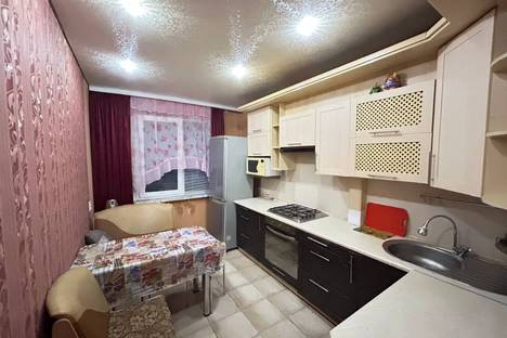 2-комнатная квартира в Светлогорске, мкр. Молодёжный, 56