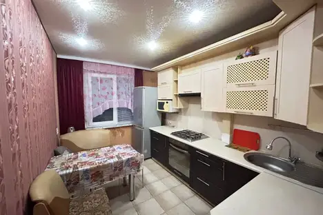 2-комнатная квартира в Светлогорске, мкр. Молодёжный, 56