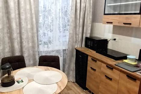 1-комнатная квартира в Кировске, Кировск, ул. 50 лет Октября, 9