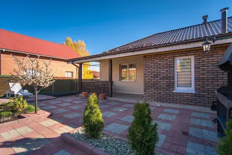 Дом в Зеленой Поляне, Зеленая Поляна, Берёзовая ул., 10