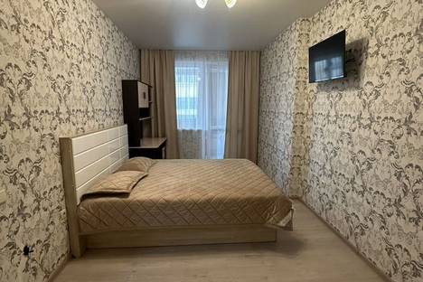 2-комнатная квартира в Нефтеюганске, 15-й мкр., 8Б