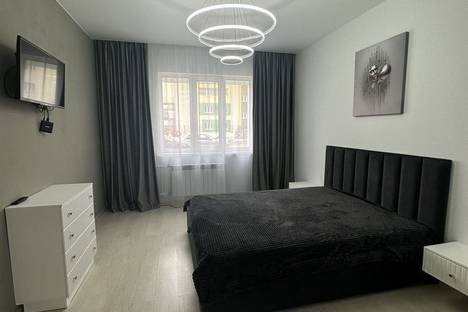 Двухкомнатная квартира в аренду посуточно в Нефтеюганске по адресу 17-й мкр., 11/2