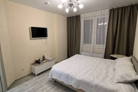 Однокомнатная квартира в аренду посуточно в Томске по адресу мкр. Черемошники, Шпальный пер., 10