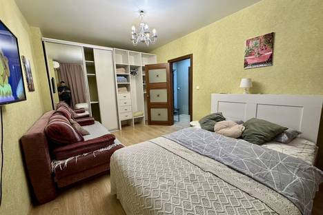 Однокомнатная квартира в аренду посуточно в Самаре по адресу 3-й пр-д, 50