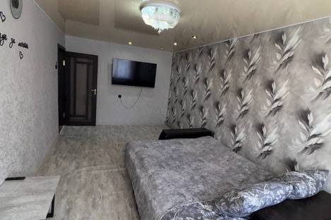 2-комнатная квартира в Краснодоне, кв-л Лютикова, 25