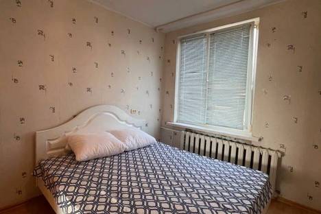 Трёхкомнатная квартира в аренду посуточно в Узде по адресу Советская ул., 9