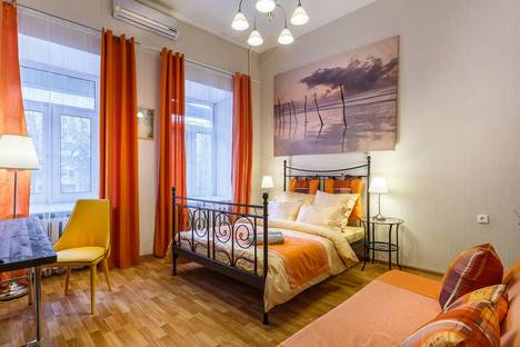 Однокомнатная квартира в аренду посуточно в Москве по адресу Вознесенский пер., 16/4