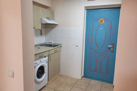 Однокомнатная квартира в аренду посуточно в Иркутске по адресу Пограничный пер., 1В