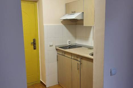 Однокомнатная квартира в аренду посуточно в Иркутске по адресу Пограничный пер., 1В