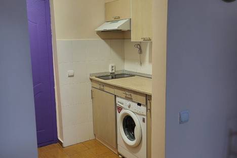 Однокомнатная квартира в аренду посуточно в Иркутске по адресу Пограничный пер., 1В