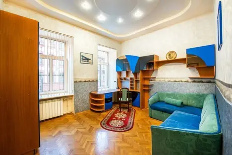 Комната в Санкт-Петербурге, Пушкинская ул., 10