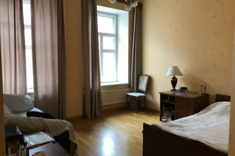 Комната в Санкт-Петербурге, Пушкинская ул., 10
