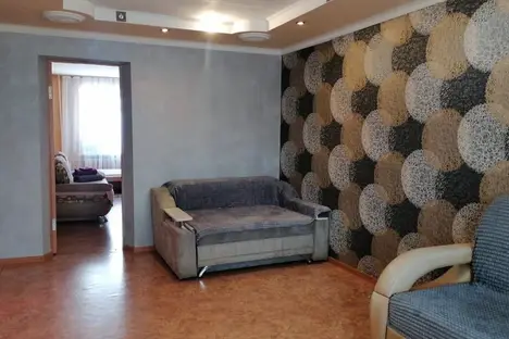 3-комнатная квартира в Белогорске, ул. Кирова, 265