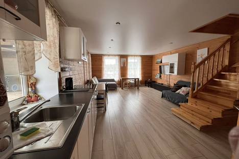 Дом в Красноярском крае, Красноярский край, Шарыповский муниципальный округ, с. Парная, Набережная ул., 42