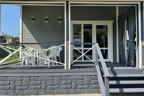 Дом в Ленинградской области, Озёрная ул., 131