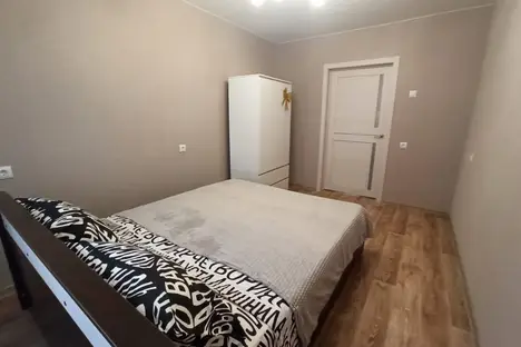 3-комнатная квартира в Красноярске, ул. Дубровинского, 110В