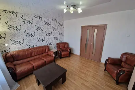 2-комнатная квартира в Новокузнецке, Новокузнецк, ул. Свердлова, 12