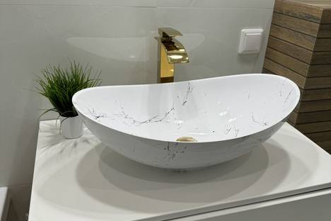 2-комнатная квартира в Ростове-на-Дону, Ростов-на-Дону, пр-кт Маршала Жукова, 18