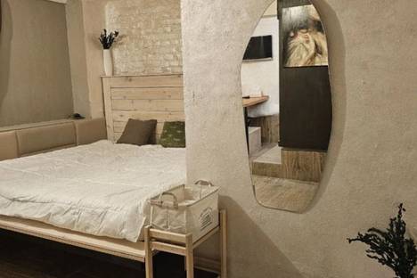 Комната в аренду посуточно в Санкт-Петербурге по адресу Измайловский пр-кт, 11