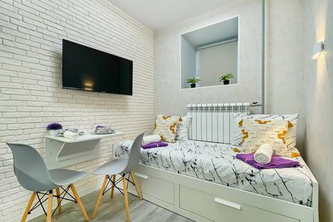 Однокомнатная квартира в аренду посуточно в Москве по адресу Оружейный пер., 13с2