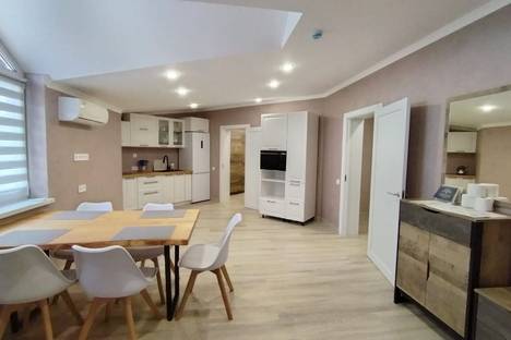 4-комнатная квартира в Краснодарском крае, Краснодарский край, Темрюкский р-н , Новотаманское с.п., п. Веселовка, Весёлая ул., 7