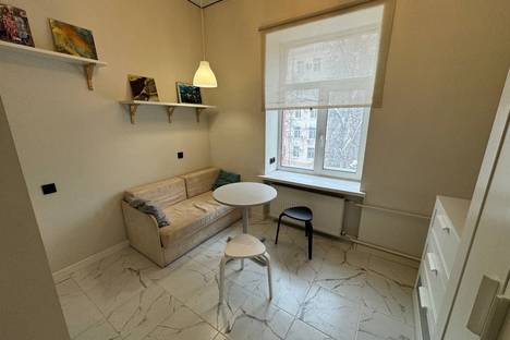 Однокомнатная квартира в аренду посуточно в Москве по адресу Верхняя Первомайская ул., 36