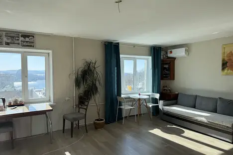 1-комнатная квартира во Владивостоке, ул. Суханова, 5