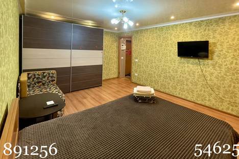 Однокомнатная квартира в аренду посуточно в Ухте по адресу ул. 30 лет Октября, 13