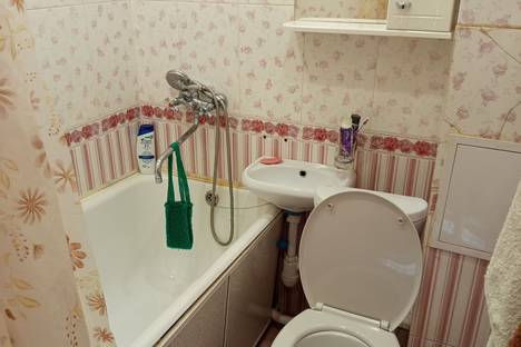 Однокомнатная квартира в аренду посуточно в Тюмени по адресу ул. 30 лет Победы, 76