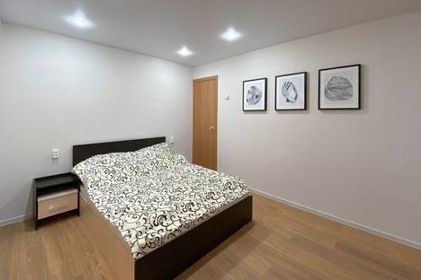 2-комнатная квартира в Златоусте, Златоуст, пр-кт им. Ю.А. Гагарина, 8-я лн., 10