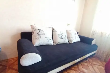 2-комнатная квартира в Ульяновске, пр-кт Врача Сурова, 1