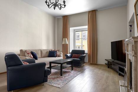 4-комнатная квартира в Санкт-Петербурге, Итальянская ул., 6/4