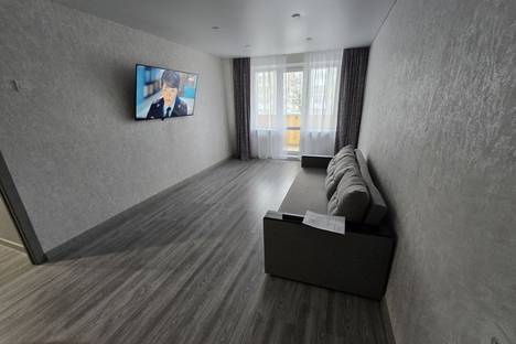 2-комнатная квартира в Златоусте, пр-кт 30-летия Победы, 10