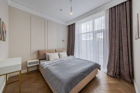 Однокомнатная квартира в аренду посуточно в Москве по адресу ул. Казакова, 7