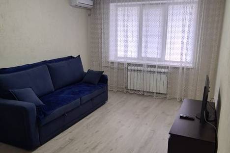 2-комнатная квартира в Белой Калитве, Белая Калитва, ул. Энгельса, 379