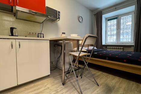 Однокомнатная квартира в аренду посуточно в Москве по адресу Большой Трёхгорный пер., 1/26с1