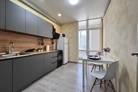 1-комнатная квартира в Новом Уренгое, р-н  Южная Жилая Часть, мкр. Энтузиастов, 7