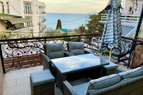 3-комнатная квартира в Ялте, ул. Дражинского, 18А