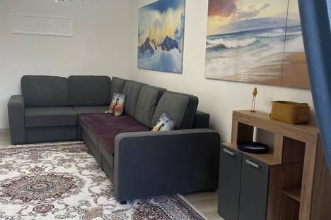 2-комнатная квартира в Дубках, Дубки, 1-й кв-л, 3А