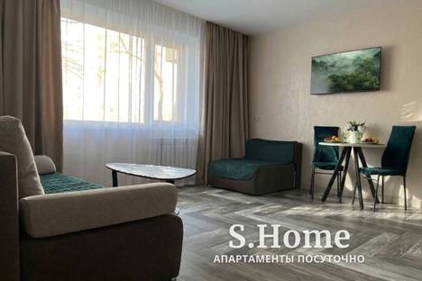 2-комнатная квартира в Саяногорске, мкр. Центральный, 1