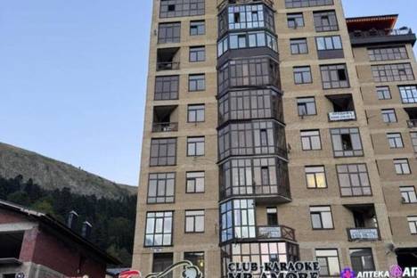 3-комнатная квартира в Домбае, Карачаевская ул., 60